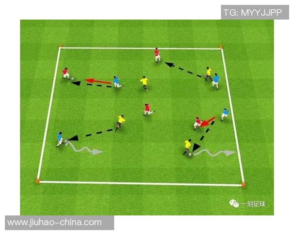 足球微观视角下的战术演变与球员表现分析探讨